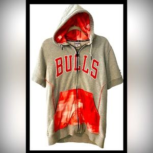 NBA Zipway Chicago Bulls Short Sleeve Full Zip Hoodie Sz Small Men Woman youth